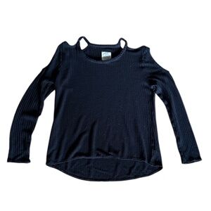 Chaser Cold Shoulder Long Sleeve Thermal Top | Black | L